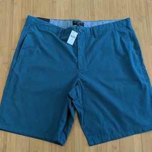 NEW! Men's Banana Republic blue shorts
